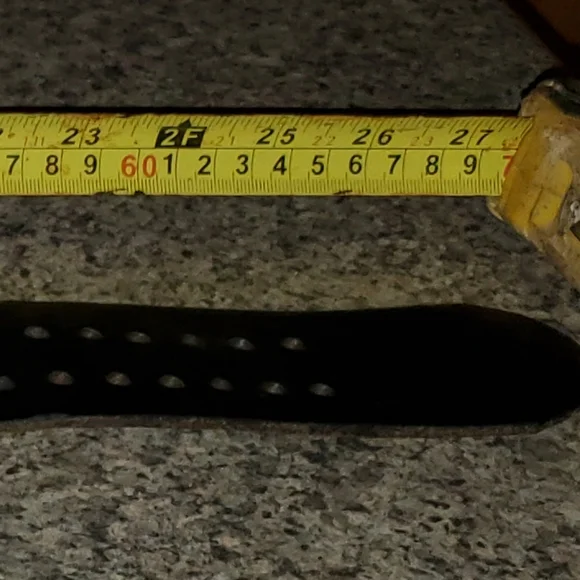 Vintage leather skull and cross bone collar - Picture 4 of 5